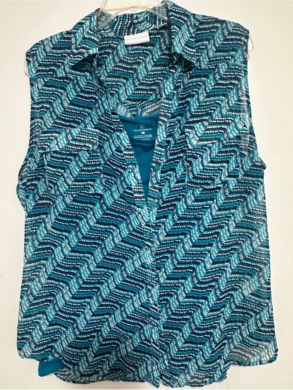 New York & Company turquoise/teal geometric blouse with matching tank